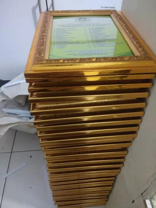 Cetak Jasa Cetak Foto + Bingkai Terdekat di Curug Tangerang - Frame Minimalis & Ukir Murah Berkualitas - Modhiskom