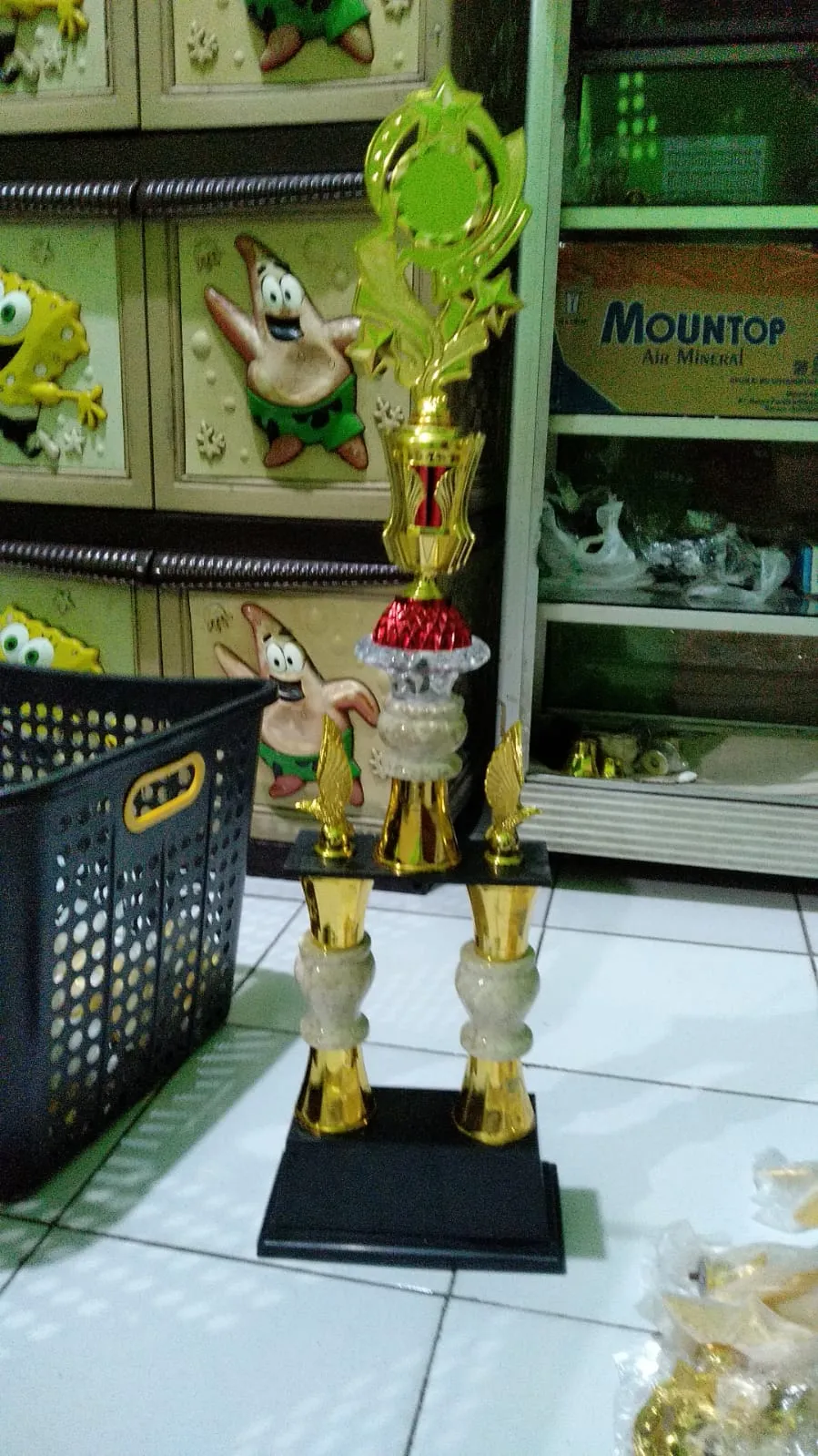 Jasa Cetak Piala Kaki 2 Eksklusif Curug Tangerang - Trophy Tinggi Harga 200rb/Unit - Modhiskom